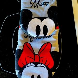 2 oversized Disney oven mitts